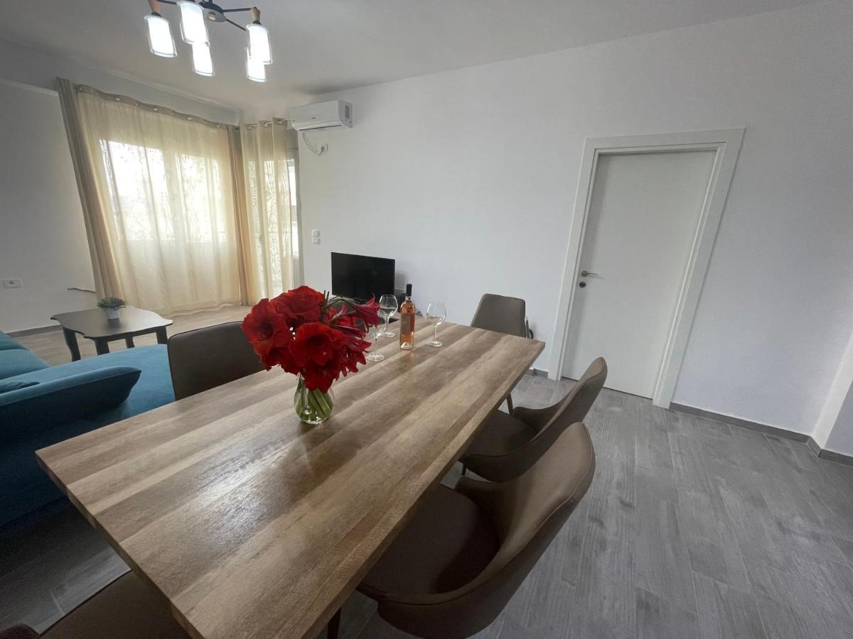 Luxury Sea View Apartaments Sarande Exterior photo