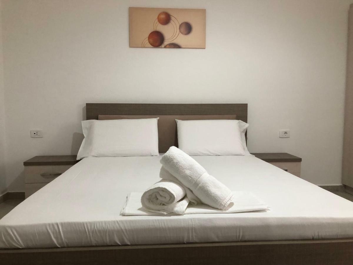 Luxury Sea View Apartaments Sarande Exterior photo